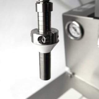 4F116318 Details:   Vakuum-Abfüller elektrisch mit 1 Abfüll-Stationen, Arbeitsstation für eine Person, Standard Füllstutzen 14mm Edelstahl, geeignet für Saft zur sterilen Flaschen-Abfüllung bis 80°C, für Wein / Most, Branntwein, Essig, Speise-Öl u.v.m. (Versand kostenfrei *) / Vakuum-Abfüllgerät, Vakuum-Flaschenfüller, Vakuum Flaschen-Abfüllgerät, Edelstahl, 1 Station,  iltec, ULTRAFILLER 1, Füllmaschine, Abfüllgerät, für Flüssigkeiten, Saft, Wein / Most, Branntwein, Essig, Speise-Öl 