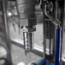 Flaschen-Abfüller für Pumpe: Profi Abfüllgerät 4 Stationen mit elektronisch gesteuertem Füllstands-Messer (steuert Pumpe), 230V, Falldruckfüller 14mm Edelstahl Standard-Füllventilen - Abfülleistung ca. 480 Ltr./Std., made in EU  (versandkostenfrei)*