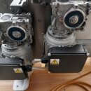 Etikettierer 2in1 rund und eckig: Halbautomatischer Flaschen-Etikettierer Easy  Q MEGA12 für zylindrische und quadratische Flaschen und Behälter / Olivenöl-Flaschen / Dosen etc, Etikettiermaschine auch für PET Flaschen (versandkostenfrei)*