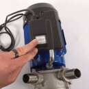 Edelstahl Weinpumpe KPE25  Enos, Kreiselpumpe, 230V, elektrische Getränkepumpe lebensmittelecht / CE-konform, Rechts-/Linkslauf, Abfüllpumpe heiß bis 80°C, 2500 l/h, 1″ Zoll Anschluss, made in EU