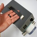 Mobile FISCHER-LAHR Honigtransferpumpe (Honigpumpe) 3-X Classic, Pumpe für zähflüssige Lebensmittel mit einer Viskosität von 10000 cP - 18000 cP, Leistung：~4L/min, Geschwindigkeit stufenlos regelbar, Zahnradpumpe, 230V Netzteil und Autobatterie-Anschluss