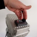 Edelstahlfass mit Rührwerk 150 Liter, mit Inverter-Motor (stufenlose Geschwindigkeit),  Vermischungstank für flüssige Lebensmittel / Getränke, Rührtank mit Bodenauslauf, Mischtank made in EU (Versand kostenfrei*)