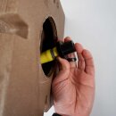 Garantia WOOD outdoor Wasser-Zapfsäule Darkwood / dunkle Holzstruktur – 100 x 25 x 25 cm Garten-Wasserhahn, täuschend echt aussehender und witterungs-unempfindlicher Kunststoff  mit 3/4" Zoll Chrom Metall-Auslaufhahn & Schlauchanschluss, made in Germany