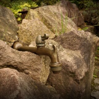 Wasserauslauf mit Absperrung 38,5 cm lang (1/2 Anschluss)