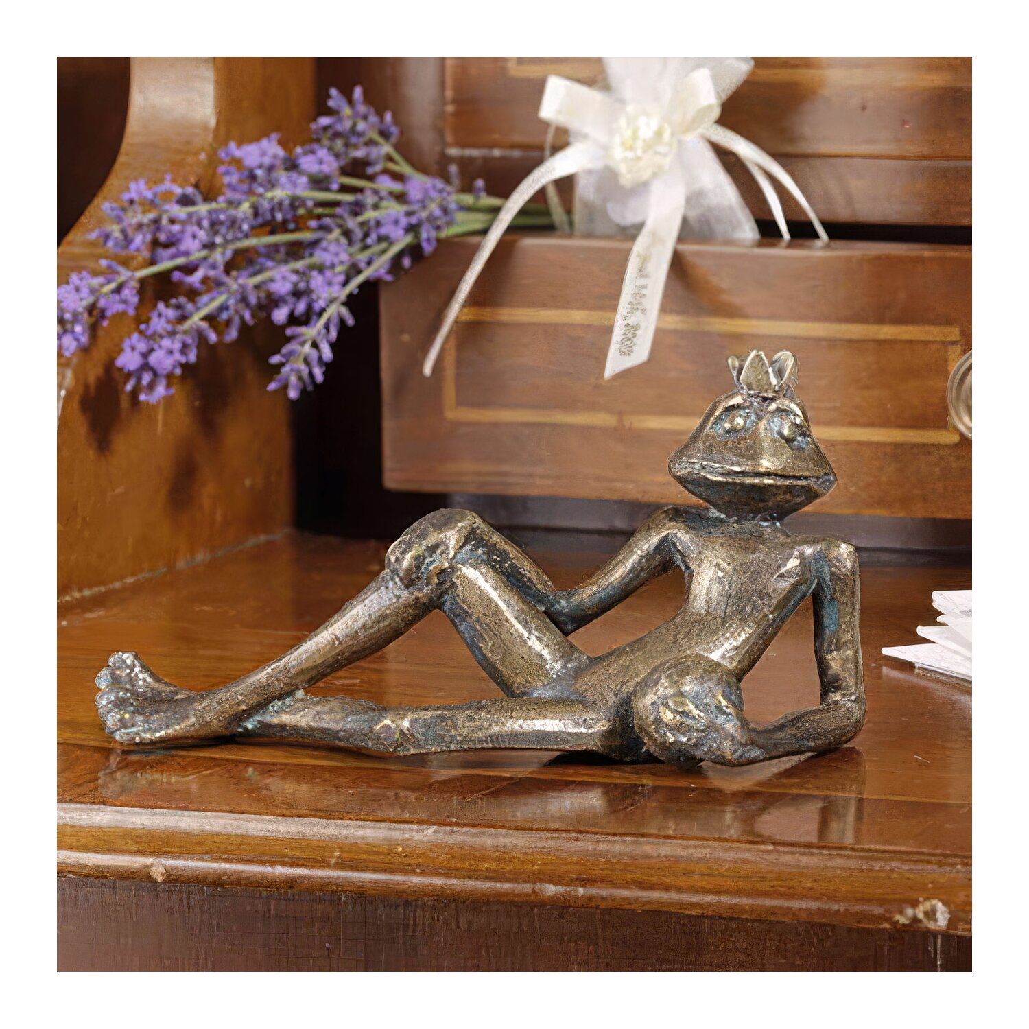88778  Gartendeko Figur: Bronzefigur Garten,  Froschkönig Eugen, 15,5 cm lang 	 
		 (Bronzefigur, Bronzeskulptur, Gartenfigur, Gartensklulptur, Bronze-Gartenfigur, 88778 Rottenecker, Froschkönig Eugen)  
	