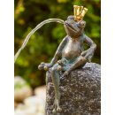 Gartendeko: Rottenecker Bronzefigur Froschkönig  klein sitzend, Wasserspeier / Springbrunnen, Höhe etwa 17cm